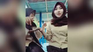 Download lagu Jilbab ciuman mp3