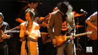 Eiza Gonzalez cantando "Siente mi amor" #SXSW