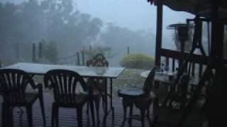 preview picture of video 'Massive Hailstorm Upwey Melbourne 6March2010'