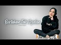 Putri Ariani - Bertahan Tak Sejalan