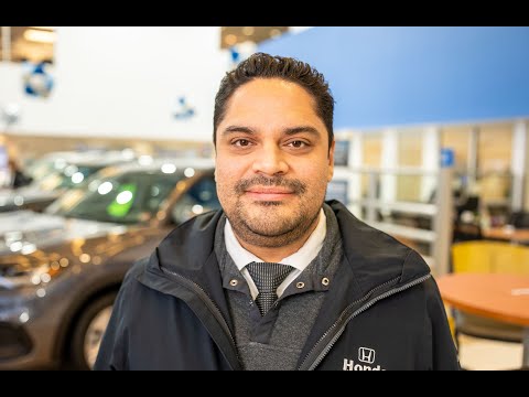 Service Advisor Doug Hernandez 