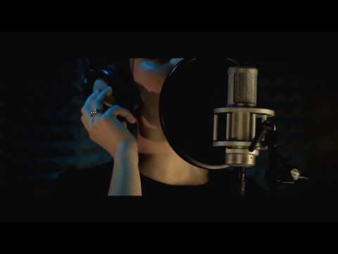 Camuflaj feat. Anda Dimitriu - In jurul lumii 2011