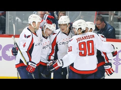 Washington Capitals Alex Ovechkin scores twice