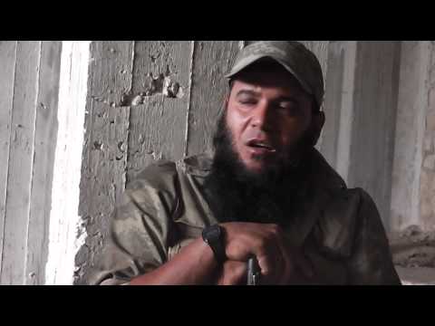 كلمة لعناصر مجموعه الاقتحام من قبل الشيخ أبو عبد الله أحد عناصر لواء فجر الإسلام على جبهة معسكر وادي الضيف في ريف إدلب