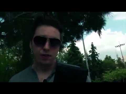 The Undercover Wallet (DVD and Gimmick) by Andy Nicholls and Titanas - Trick