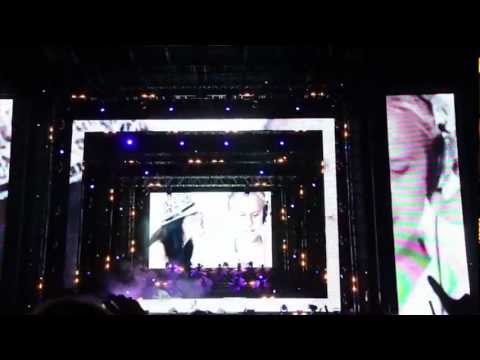 Armin Van Buuren In and Out of  Love At EDC 2012
