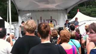 Butterfly Boucher performing &quot;Another White Dash&quot; at Lilith Fair 08.03.2010