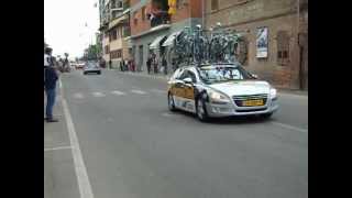 preview picture of video '14 Tappa Giro d'Italia 2012. Cherasco - Cervinia..... Passaggio a Carmagnola.avi'