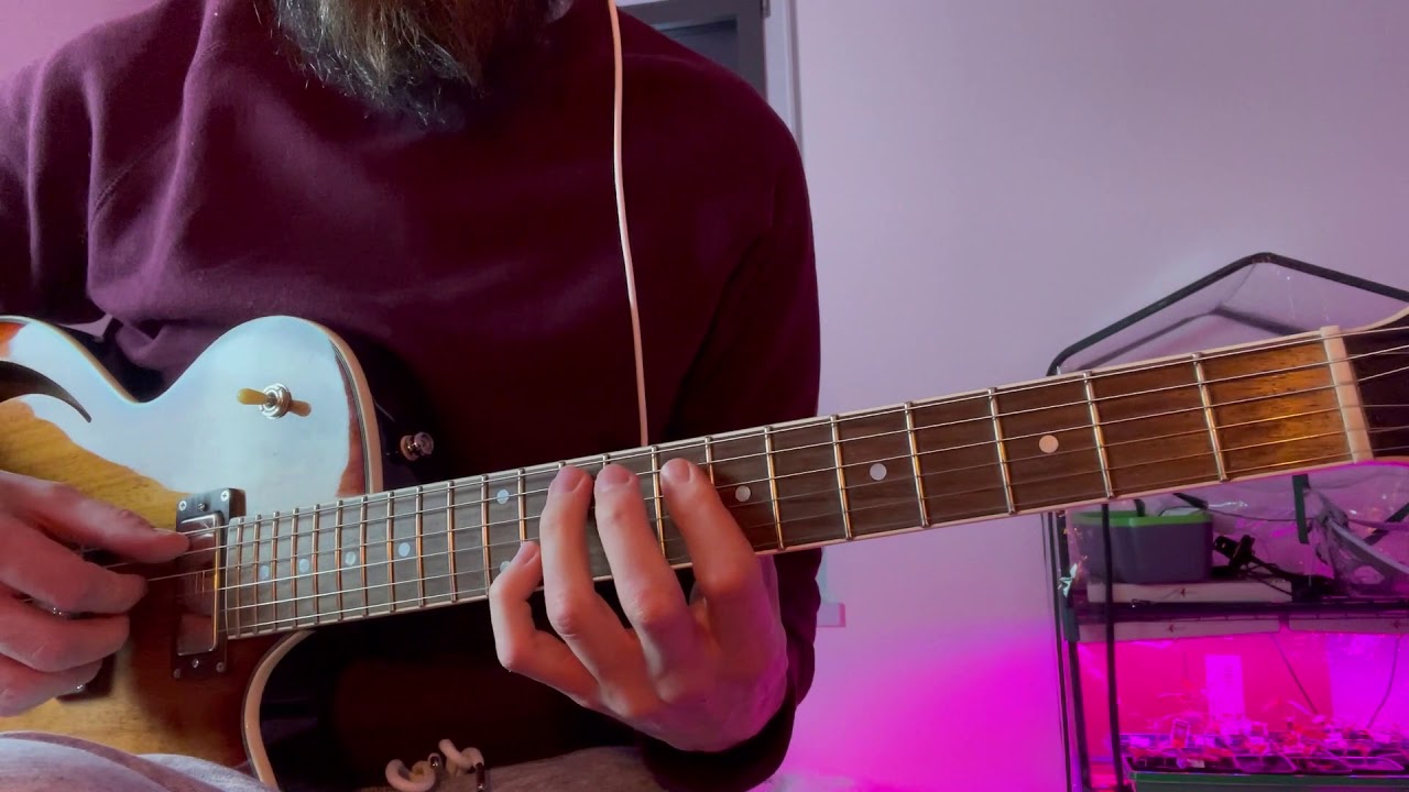 Roberto Barlocci playing a Happy Birthday chord melody on solo guitar
