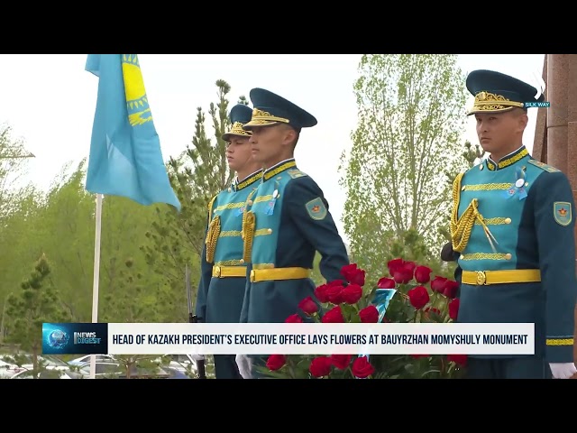 Head of Kazakh President’s Executive Office lays flowers at Bauyrzhan Momyshuly monument