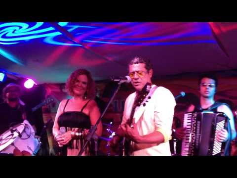 Maciel Melo e Irah Caldeira