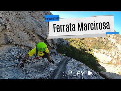 La Ferrata Marcirosa nelle Dolomiti Lucane, partendo da Pietrapertosa.