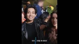 Download lagu Fri(end)s mv behind the scene of Taehyung and Actress 🥰 #bts #btsarmy #taehyung mp3