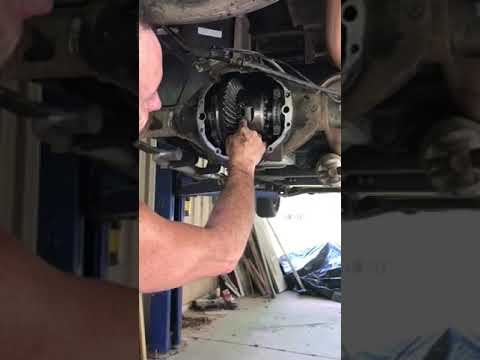 GM 8.5 c clip removal