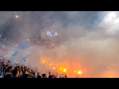 "FIESTA TOMBINA DESDE LA TRIBUNA " Barra: La Banda del Expreso &bull; Club: Godoy Cruz &bull; País: Argentina