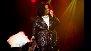 Download lagu Ntokozo Mbambo - Zulu Worship Medley Interlude [Live at Emperor's Palace] mp3