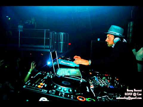 Benny Benassi ft Pitbull-Put It On Me