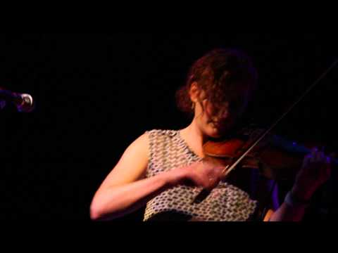 Kathleen Edwards Performs Goodnight California