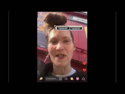 Lisa Richard says her parents just left her "homeless" on either Easter, or maybe it's Christmas😂