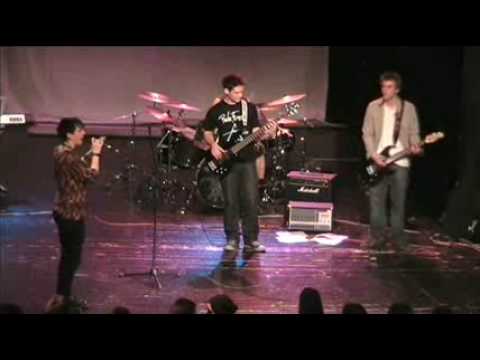 Gimnazija Tituša Brezovačkog DON 2009 koncert bend 9