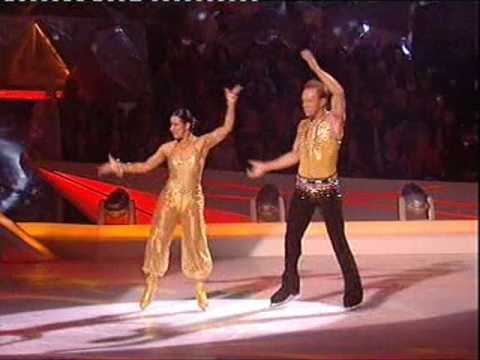 Dancing on Ice Final: Hayley Tammadon & Daniel skate "Jai Ho"
