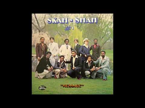 Skah Shah #1 - Vyé Nèg (Live) Au Chateau Royal 1981