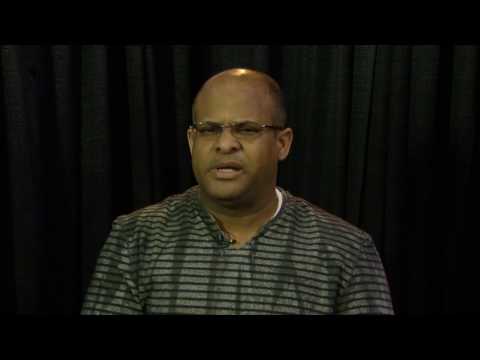 書くことは手で話すこと (Writing is speaking with your hands)