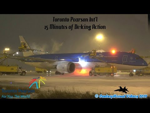 15 Minutes of De-Icing Action @ Toronto Pearson Int'l January 19, 2019