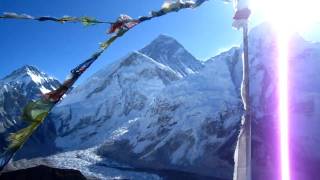 preview picture of video 'The summit of Kala Patthar (5550m) - NEPAL'