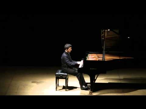 Albéniz: Tango - Enzo Oliva, piano