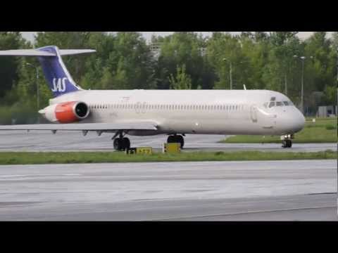 Scandinavian Airlines - SAS McDonnell Douglas MD-82 take off (Warsaw F.Chopin - EPWA)