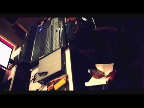 Mega Gratoss feat Hegrem_Tsisy love (Madagaskaz young)