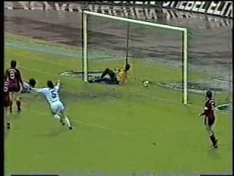 Bayern v Bielefeld (1984-85)