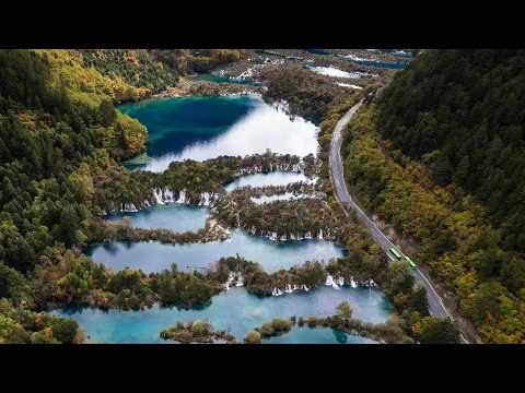 Live: Shuzheng Valley's lakes turn turquoise, emerald and deep blue