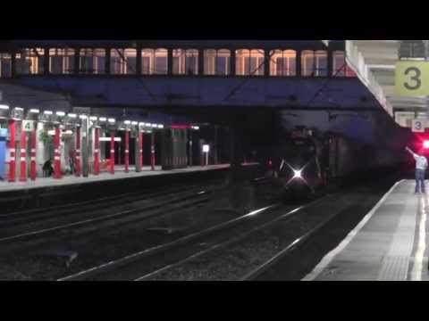 61994 5z27 The Welsh Mountaineer ECS with 37516 on the rear 30th July 2013