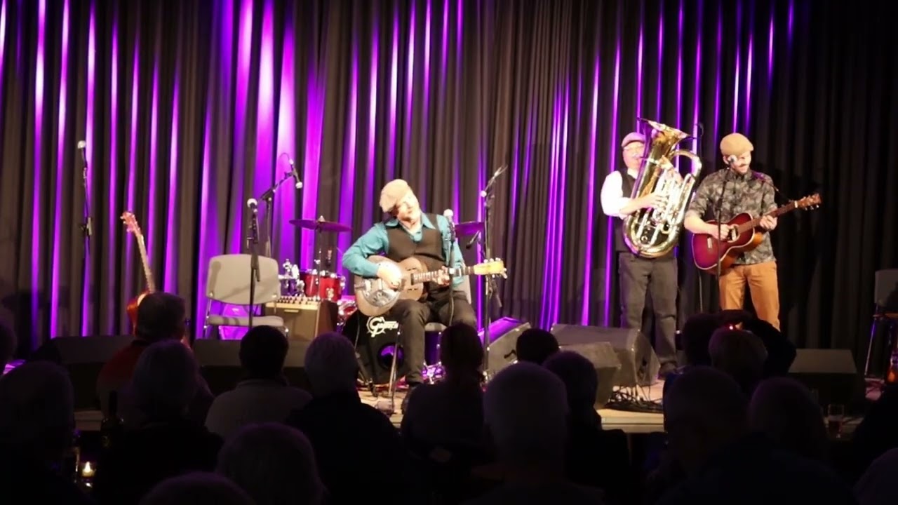 17 Another Train Song / DK 2024