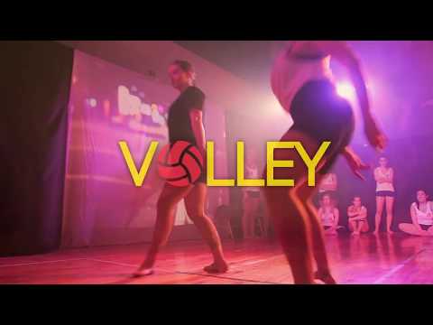 VOLLEY