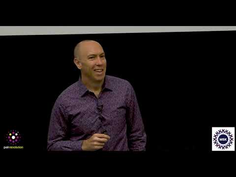 Jumping on the guys hand -  Koadlow Lecture 2018