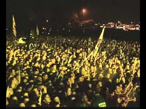 Radiohead live at Glastonbury Festival 2003