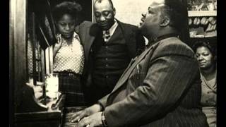 Mead Lux Lewis plays "Honky Tonk Train Blues"