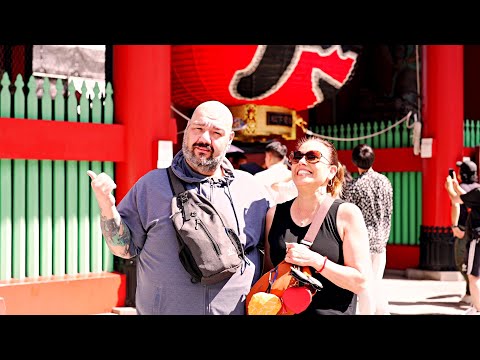 Visiting Sensoji Temple in Asakusa Japan