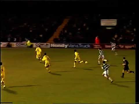 Arron Davies screamer for Yeovil Town v Scunthorpe 2004/05