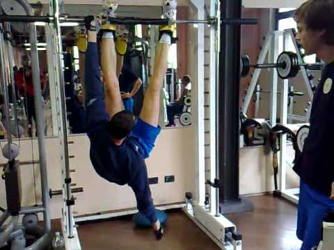 Reima Crema - Cazza in sala pesi..