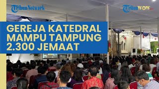 Perayaan Misa Natal Jemaat Penuhi Gereja Katedral, Aparat Kepolisian Perketat Keamanan Lokasi