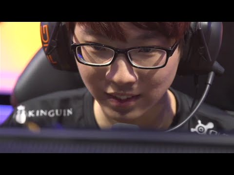 Welcome to S5 EU LCS Summer 2015 Week 9 Day 2 - Fnatic 18-0 streak hype?