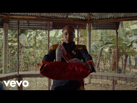 J Noa - Cenicienta (Official Video)