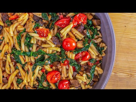 How to Make Pasta with Portobellos, Cherry Tomatoes...