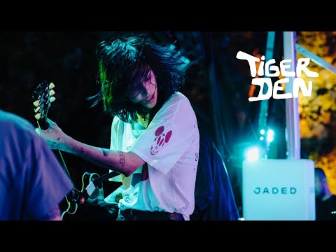 LØREN - 'Panic' LIVE at Tiger Den SXSW