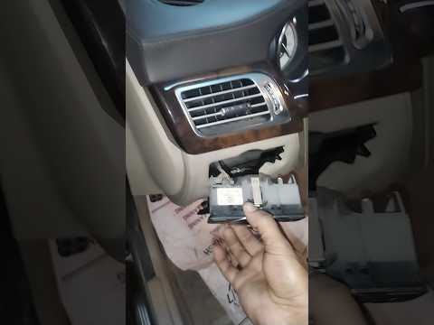 How to fix mercedes cls 500 2016 headlight switch#shorts #tricks #mercedes #howto
