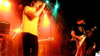 People In Planes-Barracuda